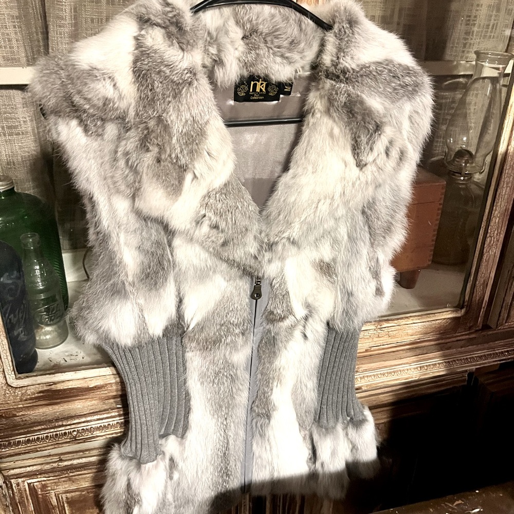 Authentic rabbit fur vest size Medium